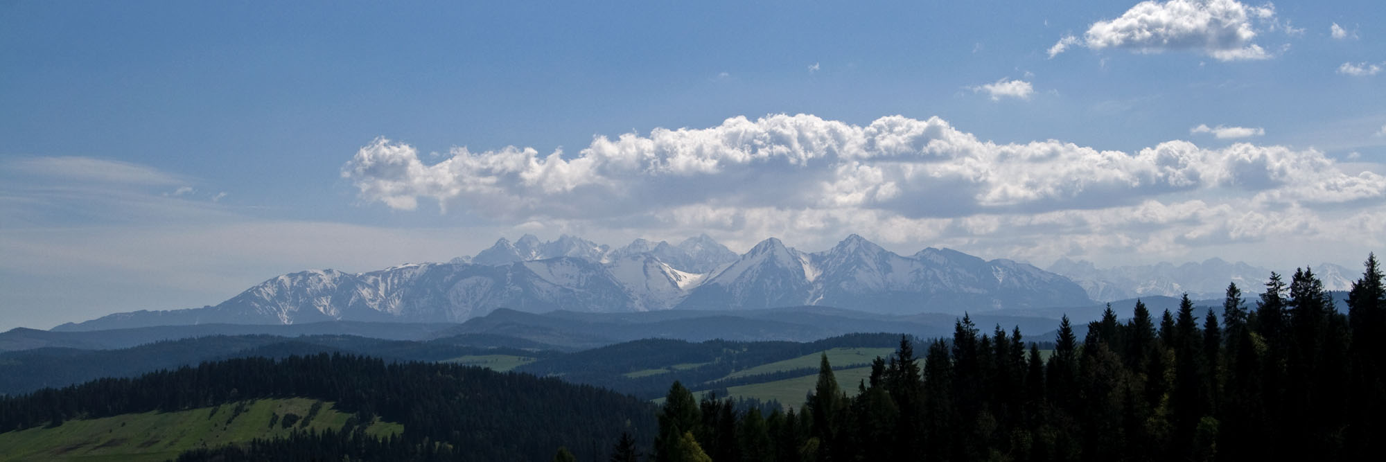 Panorama Tatr widziana z Podhala